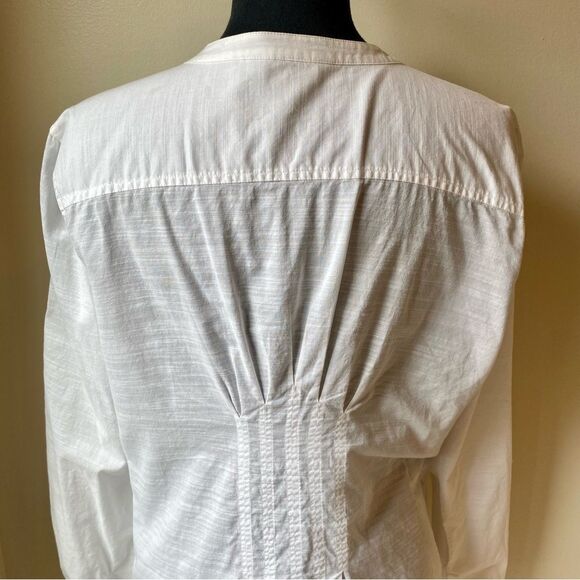 EDDIE BAUER White Button Down Top Shirt Blue Embroidered Floral Cotton - Picture 10 of 12